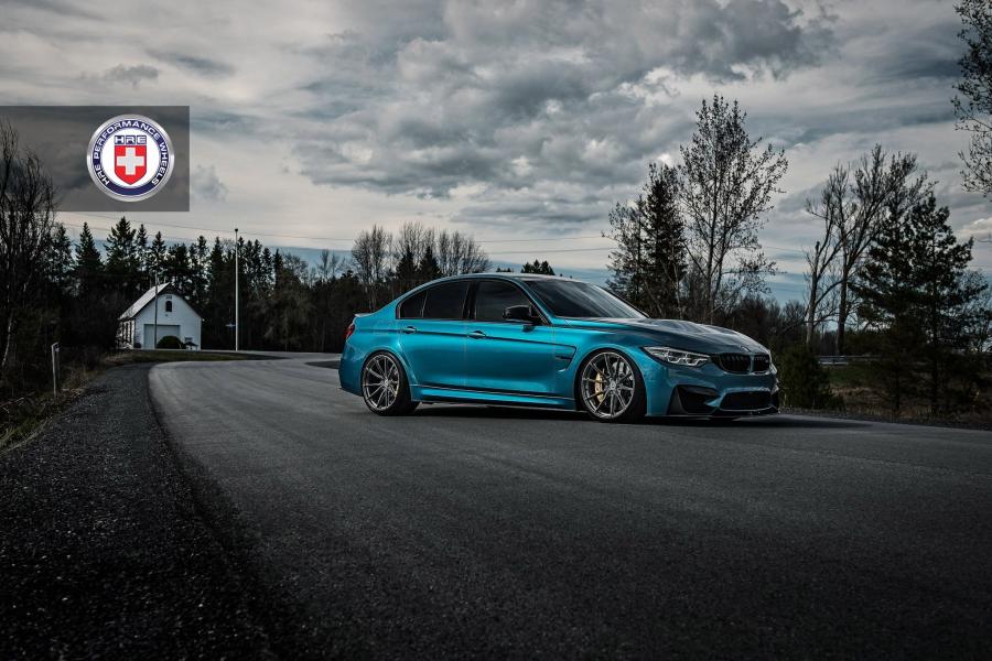  BMW M3 Sedan Atlantis Blue on HRE Wheels (P104SC) 2019 года  (фото 1 из 8)
